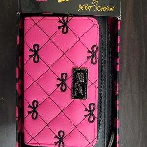 Luv Bestey by Bestey Johnson